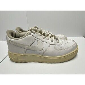 Nike Air Force 1 '07 Womens Size 7.5 White Pre-owned